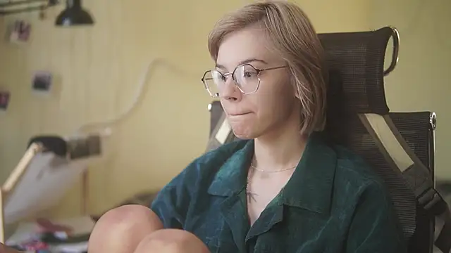 alyssa sweet online show from 05/19/26, 05:25