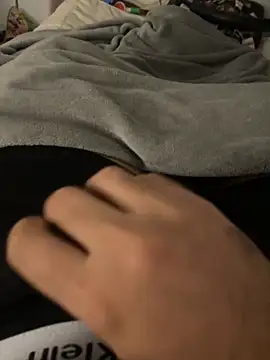 Snapshot of boooo7 chatting on 11/13/25, 12:09 boooo7 online show from 11/13/25, 12:09