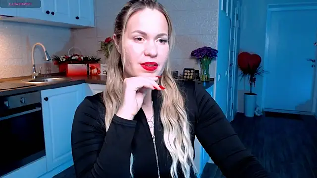 HotTiffani online show from 03/10/25, 03:09