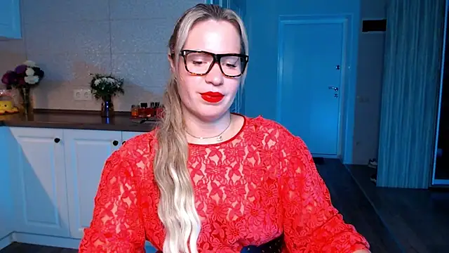 HotTiffani online show from 09/23/25, 03:37