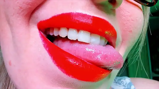 HotTiffani online show from 02/20/26, 04:51