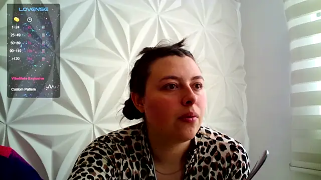 jerryandjessica online show from 09/24/25, 07:39