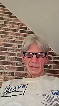 Snapshot of InMeinenMund chatting on 04/15/26, 12:34 InMeinenMund online show from 04/15/26, 12:34