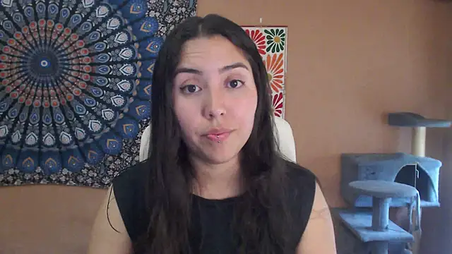 Snapshot of IntimateTales chatting on 09/27/25, 04:56 IntimateTales online show from 09/27/25, 04:56