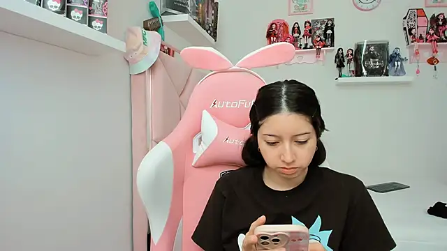 Snapshot of cherrycute chatting on 12/03/24, 06:49 cherrycute online show from 12/03/24, 06:49