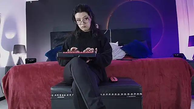  Jade 16 online show from 05/01/26, 12:32