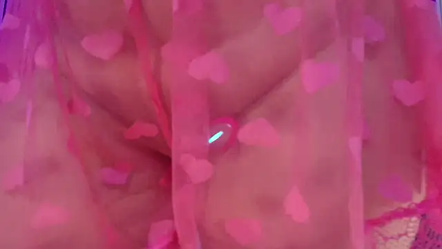 JuliRamirez online show from 10/20/25, 01:00