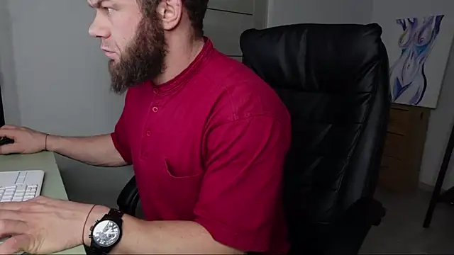 Snapshot of Tommy_Burnz chatting on 12/30/24, 04:42 Tommy Burnz online show from 12/30/24, 04:42