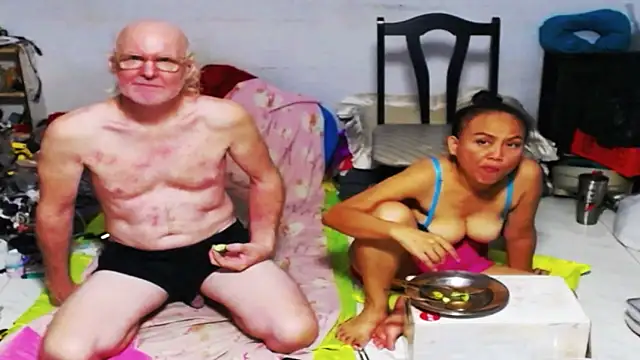 1CuteAndSexy69 online show from 03/07/25, 02:12