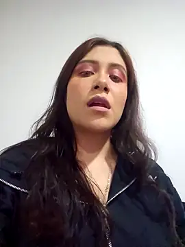 Snapshot of DORYY chatting on 10/10/25, 09:03 DORYY online show from 10/10/25, 09:03