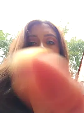 Snapshot of DORYY chatting on 10/15/25, 09:48 DORYY online show from 10/15/25, 09:48