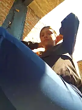 Snapshot of DORYY chatting on 11/03/25, 06:09 DORYY online show from 11/03/25, 06:09