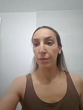 HotHellenXXX online show from 05/16/26, 08:22