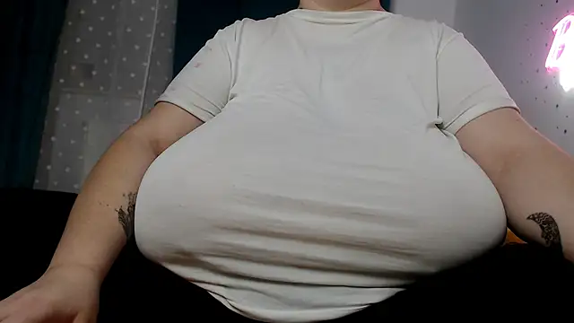 SenzualHotM online show from 03/02/25, 12:31