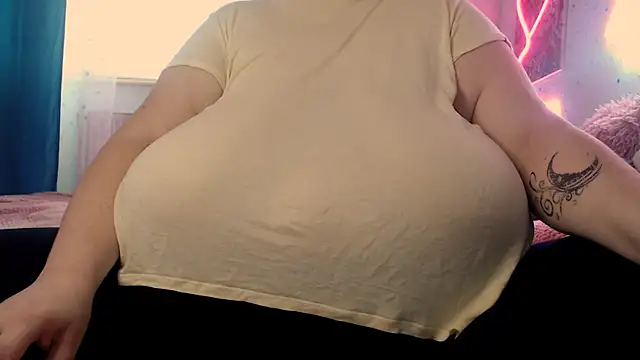 SenzualHotM online show from 03/08/25, 11:16