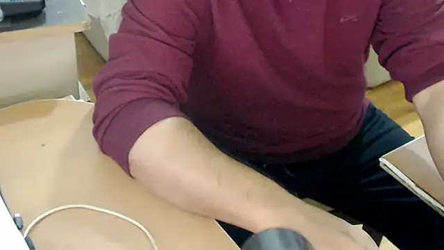 LiONTURK online show from 10/12/25, 07:57