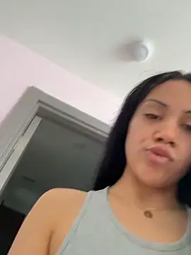 babymalaya online show from 05/13/26, 04:37