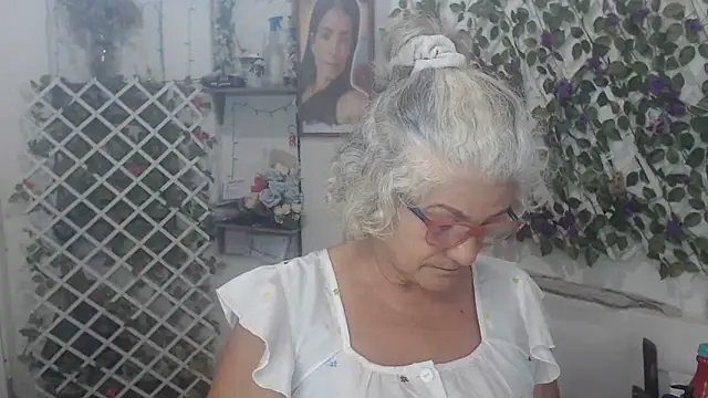 FunnyGrandma online show from 11/24/25, 10:31