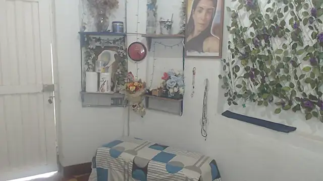 FunnyGrandma online show from 03/12/26, 06:14