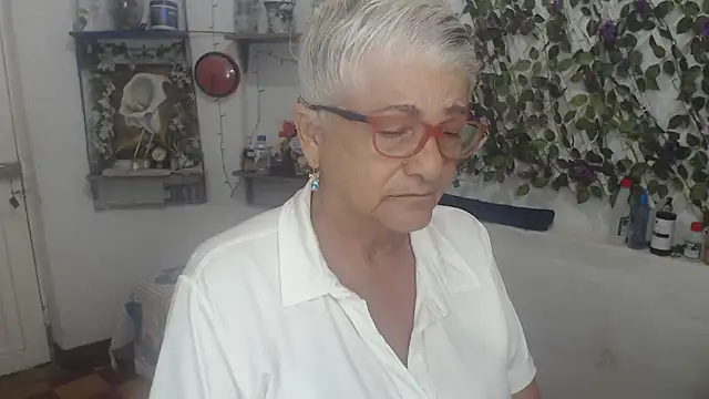 FunnyGrandma online show from 03/23/26, 12:14