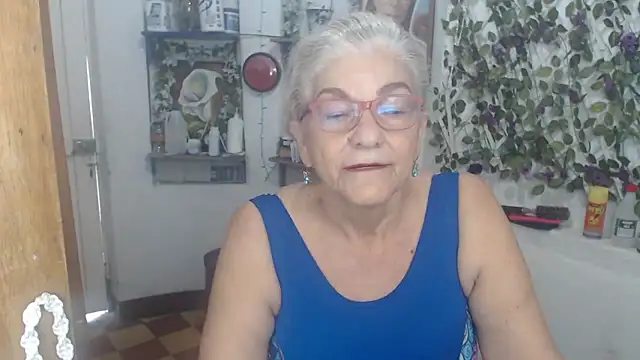 FunnyGrandma online show from 04/30/26, 07:09