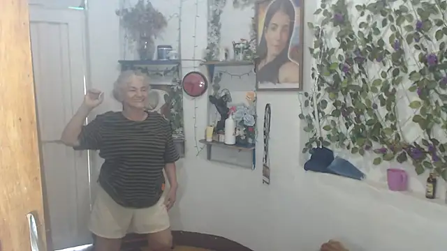 FunnyGrandma online show from 07/13/26, 08:55