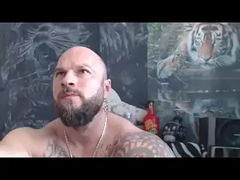 Snapshot of viking_30 chatting on 04/15/26, 10:33 viking 30 online show from 04/15/26, 10:33