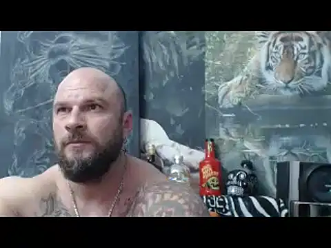Snapshot of viking_30 chatting on 04/16/26, 06:19 viking 30 online show from 04/16/26, 06:19