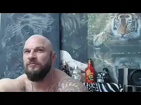 Snapshot of viking_30 chatting on 04/18/26, 07:07 viking 30 online show from 04/18/26, 07:07