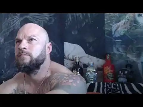 Snapshot of viking_30 chatting on 05/06/26, 05:57 viking 30 online show from 05/06/26, 05:57