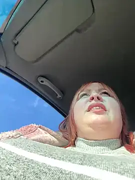 Model9798 online show from 03/07/25, 12:34