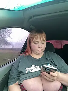 Model9798 online show from 03/19/25, 03:08