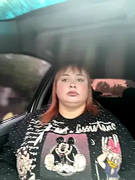 Model9798 online show from 10/05/25, 07:50