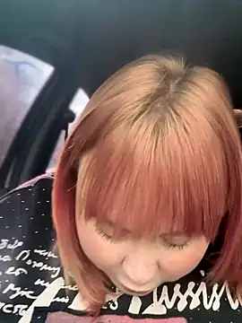 Model9798 online show from 10/06/25, 06:33