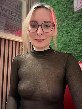 The Snowwhitee online show from 01/05/25, 06:24