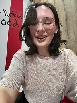 Snapshot of The_Snowwhitee chatting on 03/03/26, 06:36 The Snowwhitee online show from 03/03/26, 06:36