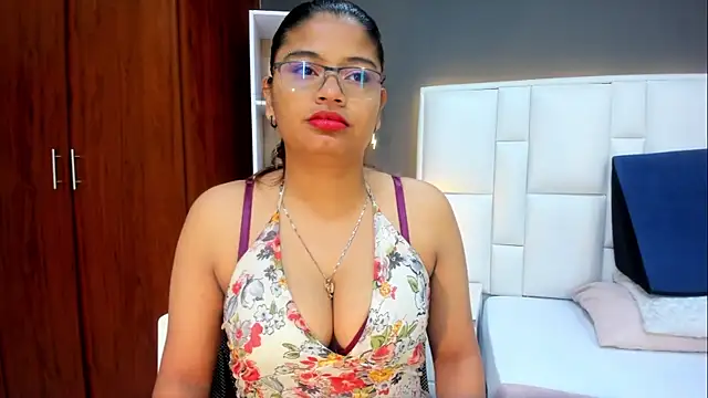 yeral2017 online show from 11/26/25, 01:01