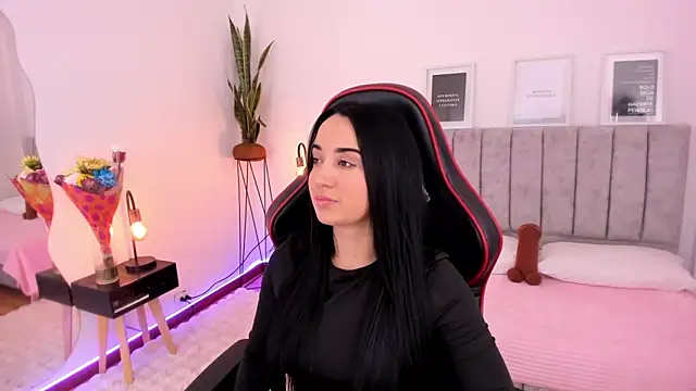 EmmyEvans1 online show from 03/11/25, 07:47