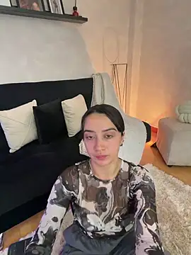 EmmyEvans1 online show from 04/02/26, 08:06