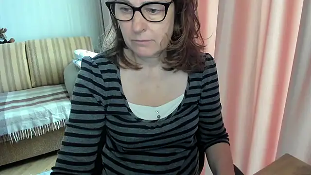 lauraoven online show from 05/04/26, 08:43