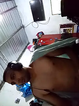 elias4k online show from 04/25/26, 07:00