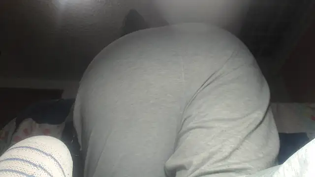 Snapshot of prettyangelsquirt chatting on 06/27/26, 12:26 prettyangelsquirt online show from 06/27/26, 12:26