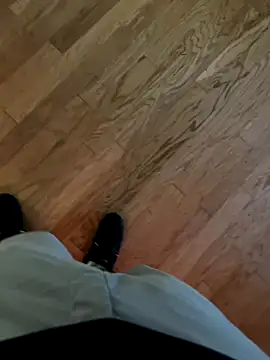 JohnnyBigShot online show from 12/22/25, 09:56