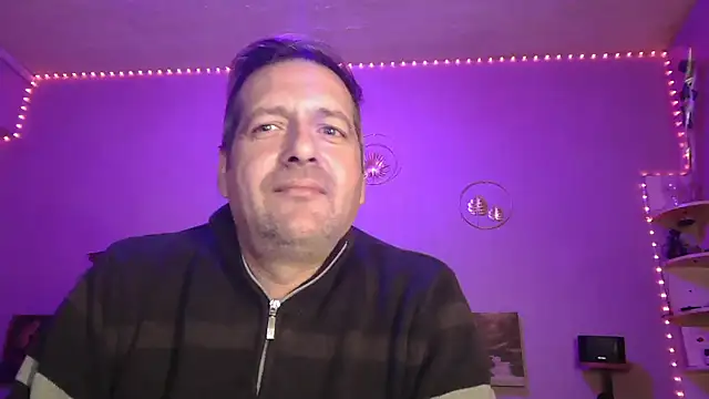 matrikes1 online show from 12/22/25, 05:54