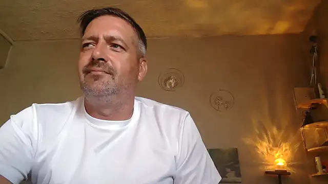 Snapshot of matrikes1 chatting on 07/19/26, 10:08 matrikes1 online show from 07/19/26, 10:08