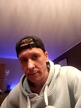 Antonio11111x online show from 04/20/26, 06:31