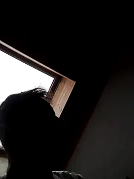 Kw8585kw online show from 02/18/25, 03:54