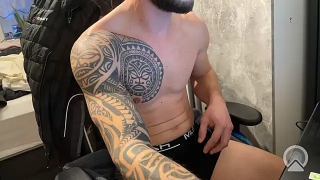 Snapshot of bigdick19cm90 chatting on 11/29/25, 03:15 bigdick19cm90 online show from 11/29/25, 03:15