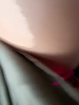 Wet  Bunny online show from 06/05/26, 06:52