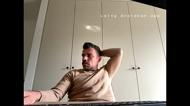 Snapshot of mrbigballs chatting on 09/24/25, 11:35 mrbigballs online show from 09/24/25, 11:35